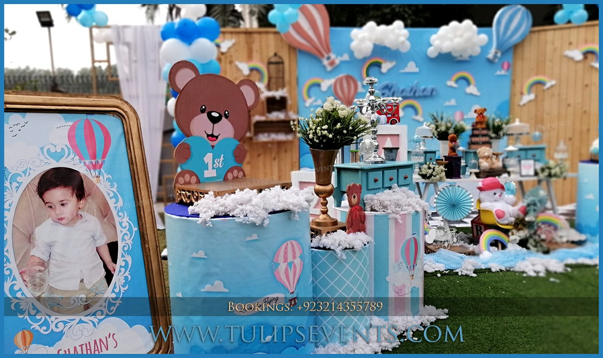 hot air balloon theme birthday party ideas in Pakistan (13)